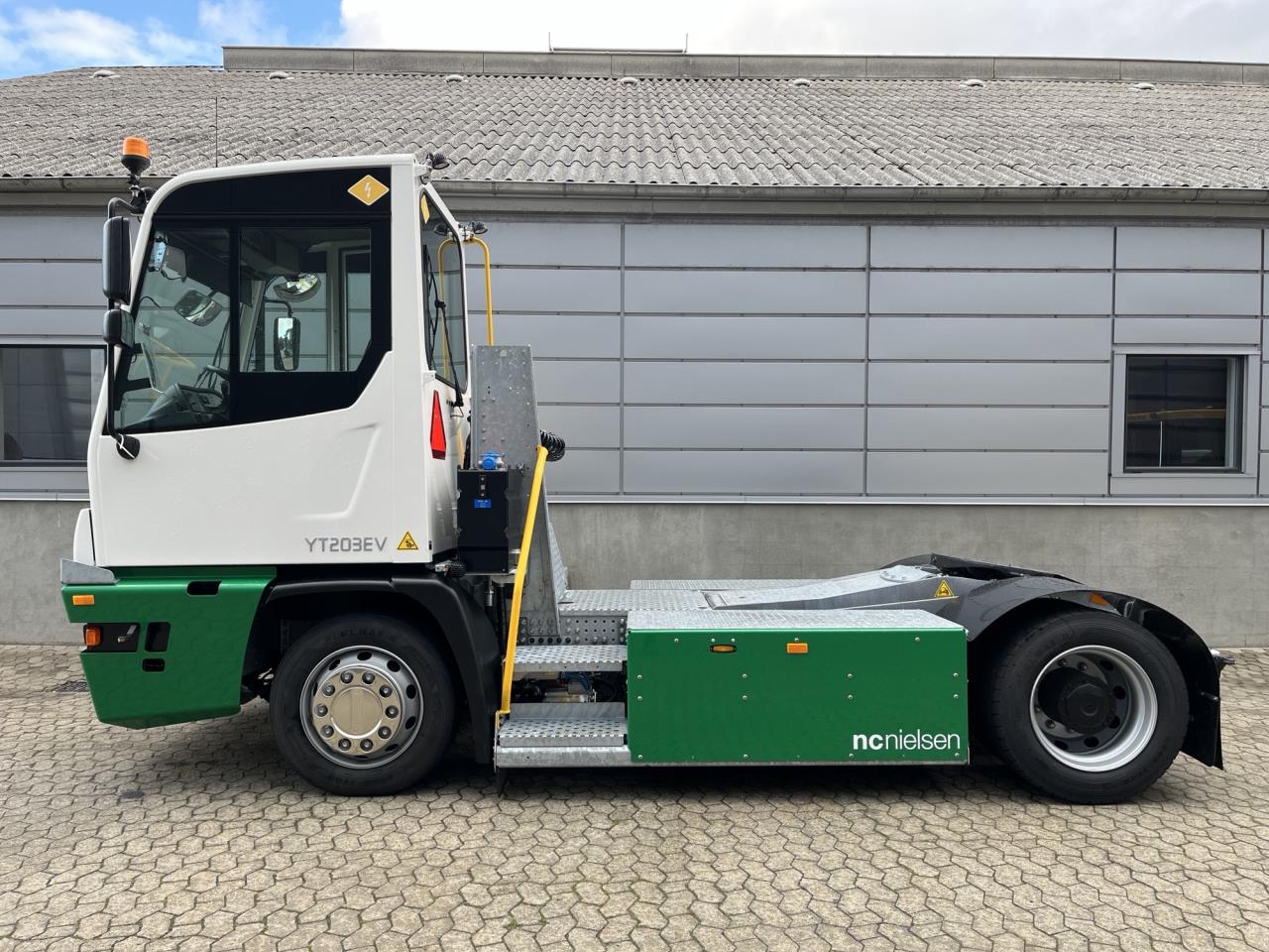 Terberg YT203-EV 4x2