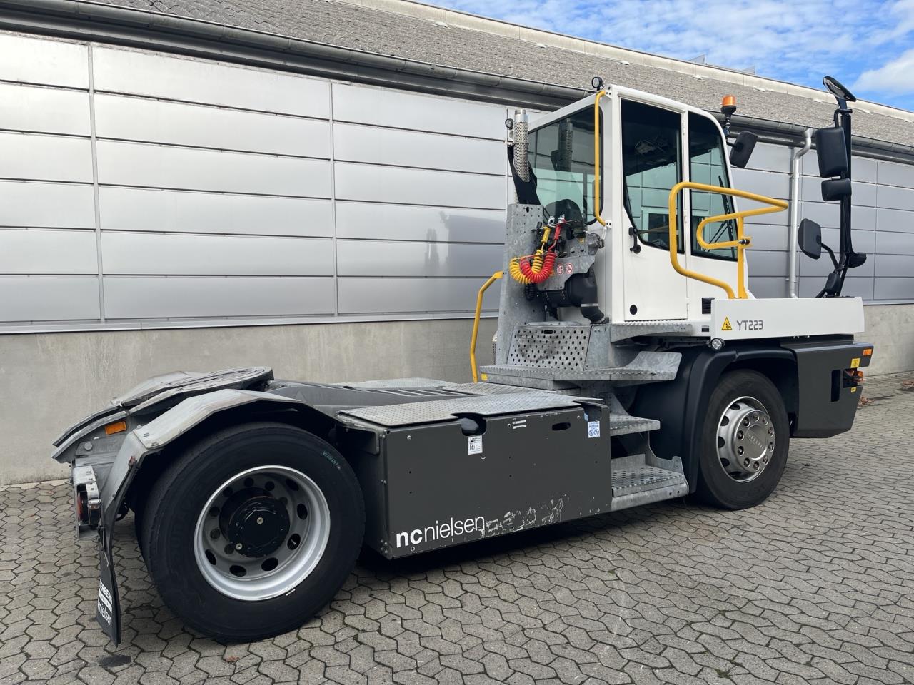 Terberg YT223 4x2 3