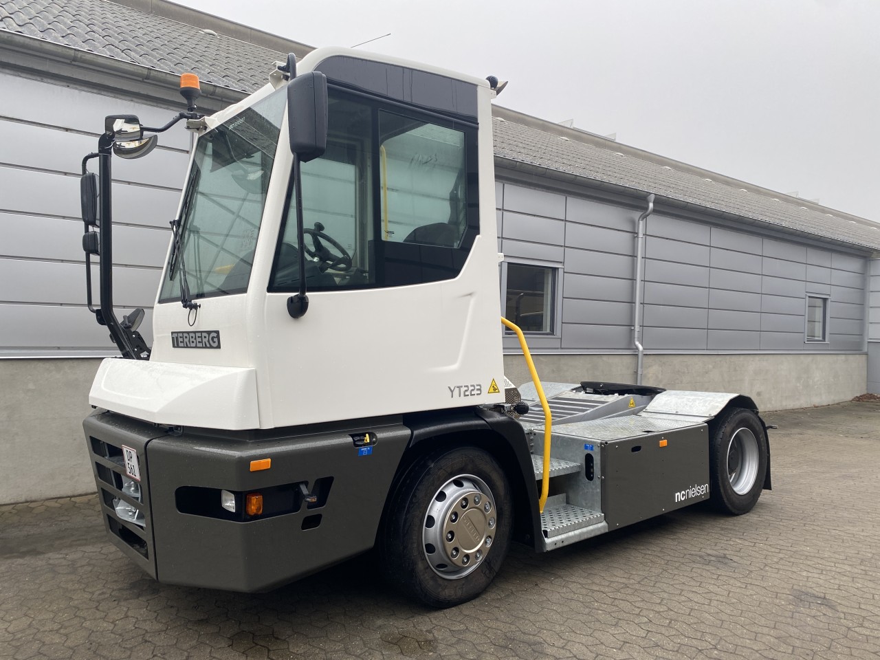 Terberg YT223 4x2 2
