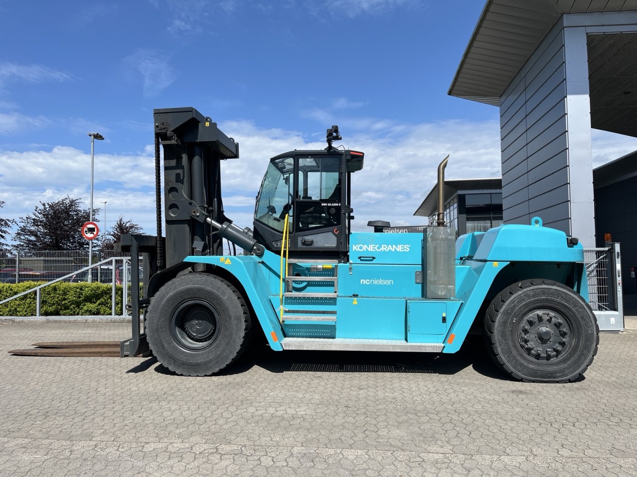 SMV 32-1200C